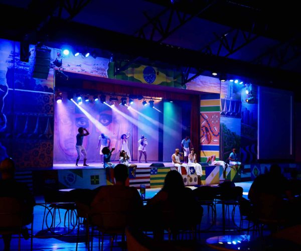 Show Noturno